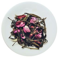 Thé vert à la Rose